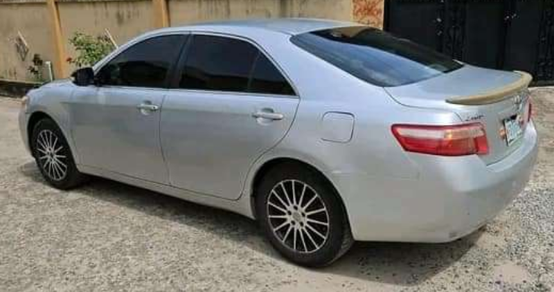 Thumbnail 2 of 2009 Toyota Camry LE